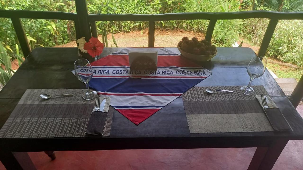Vista Alta Ecolodge Bahia Drake Драке Экстерьер фото